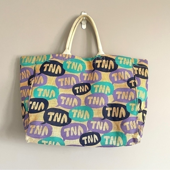 Aritzia TNA Logo Burlap Beach Bag Tote - Large - Picture 4 of 5